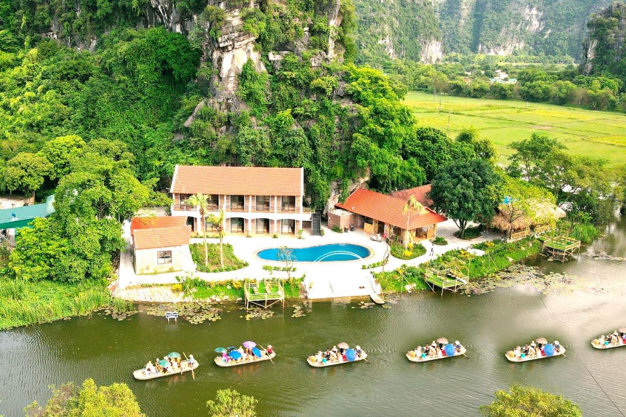 Hoanglong Riverside Homestay نينه بينه المظهر الخارجي الصورة