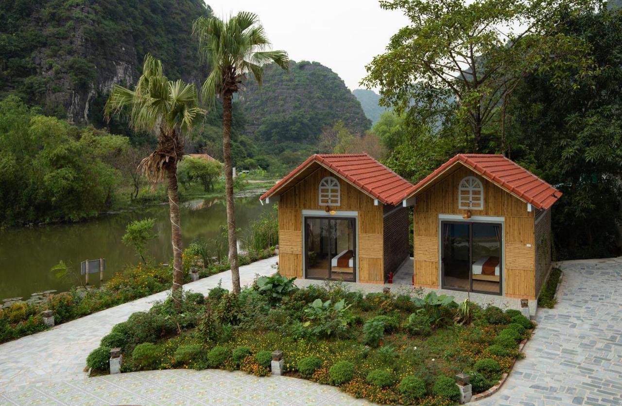 Hoanglong Riverside Homestay نينه بينه المظهر الخارجي الصورة